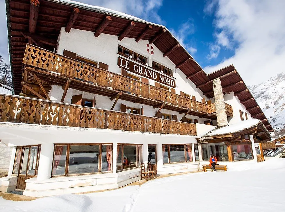 Contactos de Langley Hotel Grand Nord